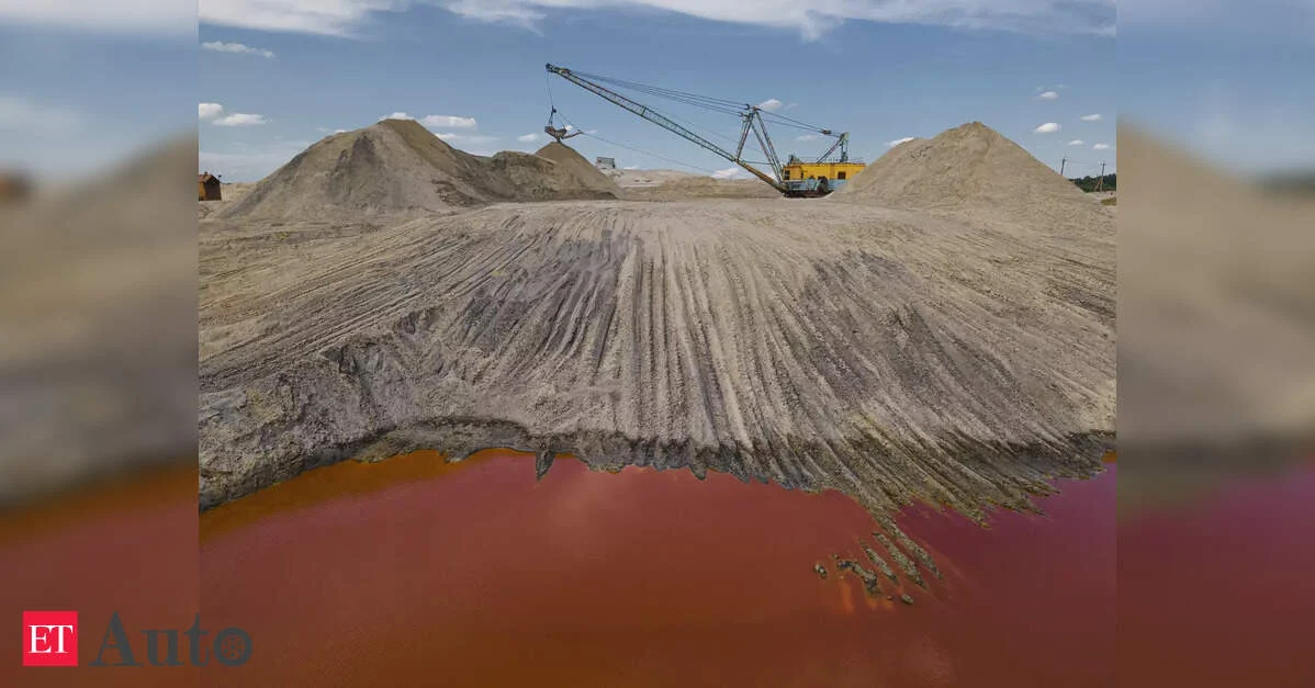 Rio Tinto titan biznesini sata bilər