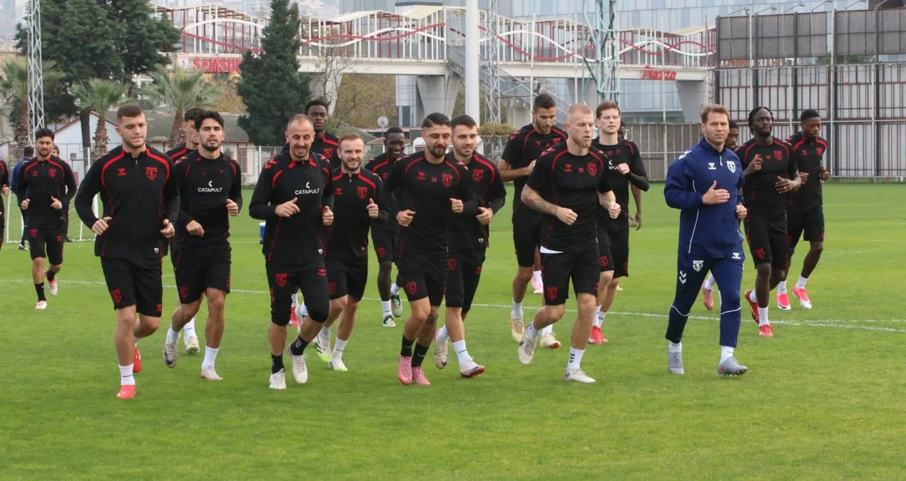 Samsunspor liderliyini qorumağa çalışır