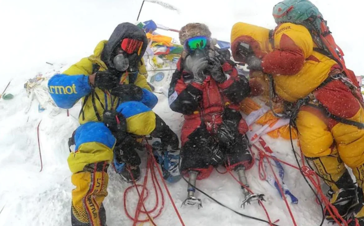 Everesti ayaqsız fəth etdi