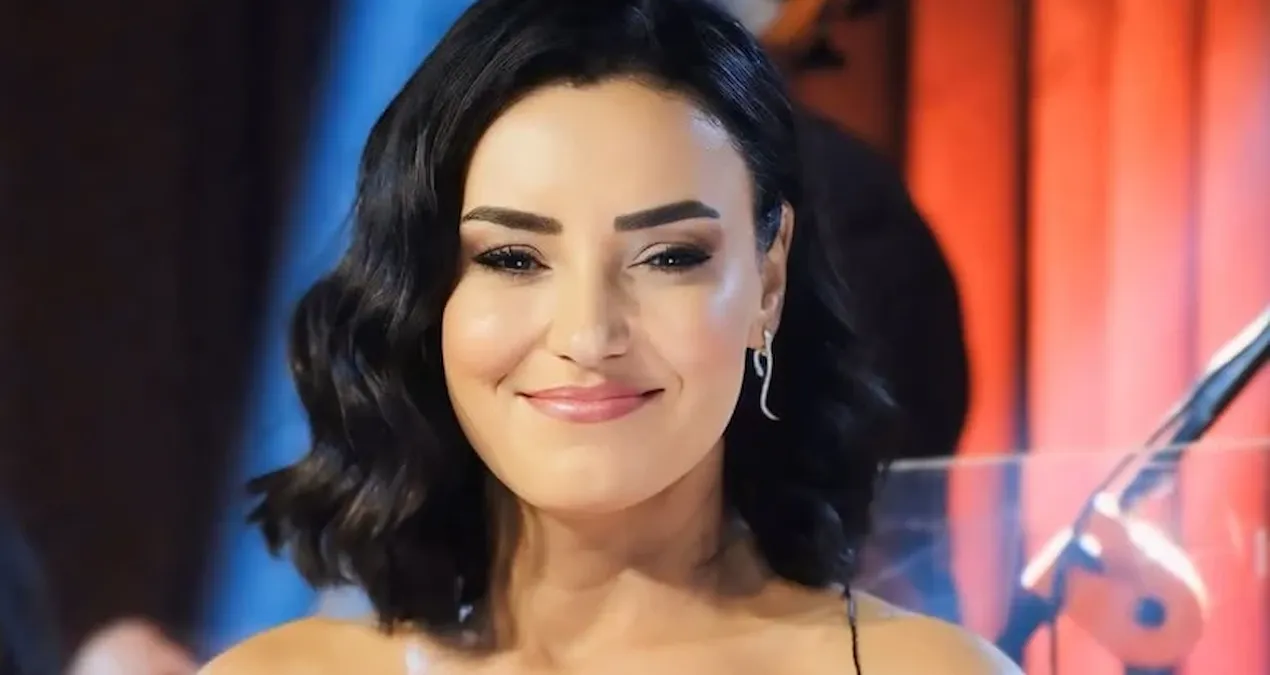 Səhnədə halı pisləşən məşhur sənətçi sağlamlığına aydınlıq gətirdi