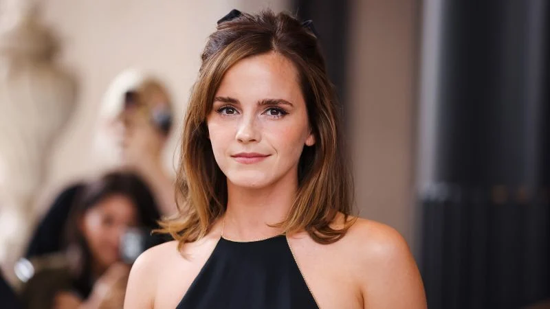 "Harri Potter" ulduzu Emma Uotsona altı ay sürücülük qadağası