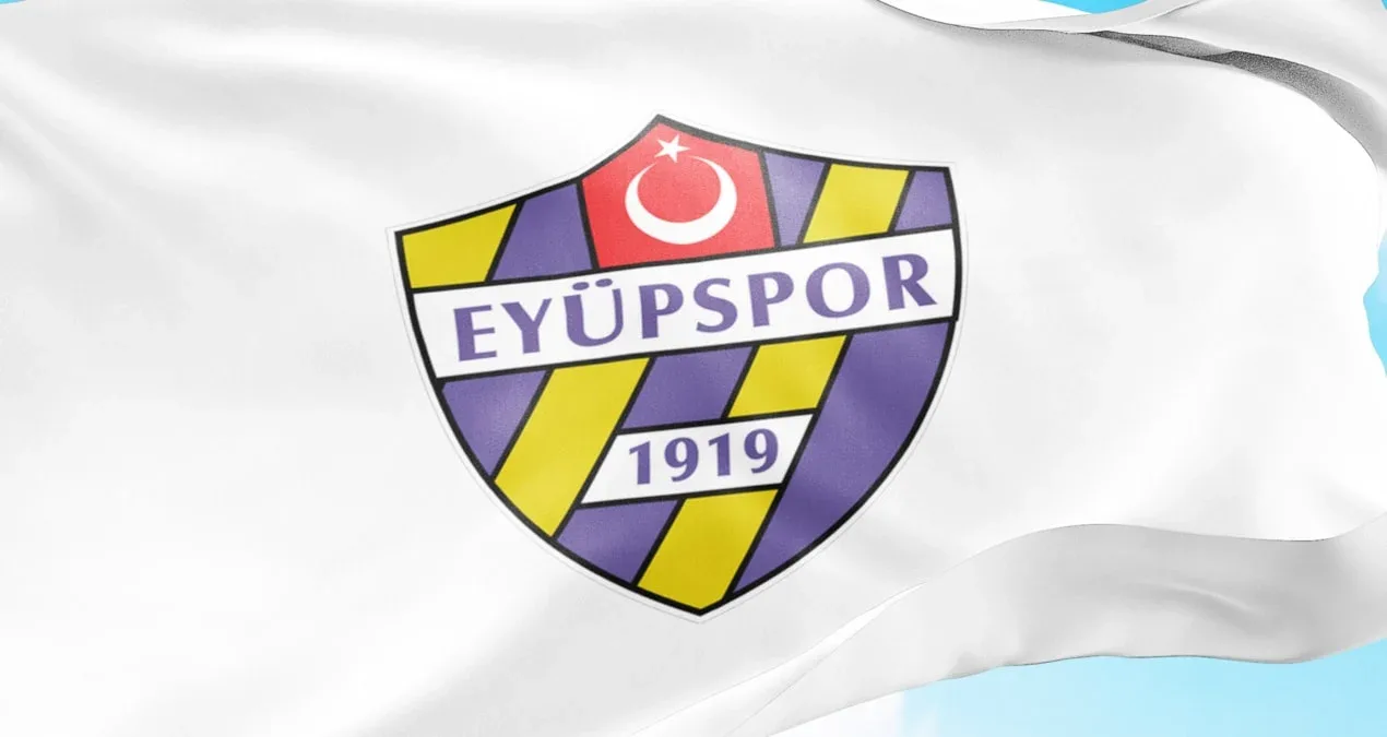 Eyüpspor baş məşqçi axtarır