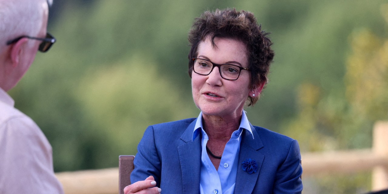 Eksklüziv FED-dən Daly zəif iş bazarı üzündən dekabrda faiz endirimini dəstəkləyir