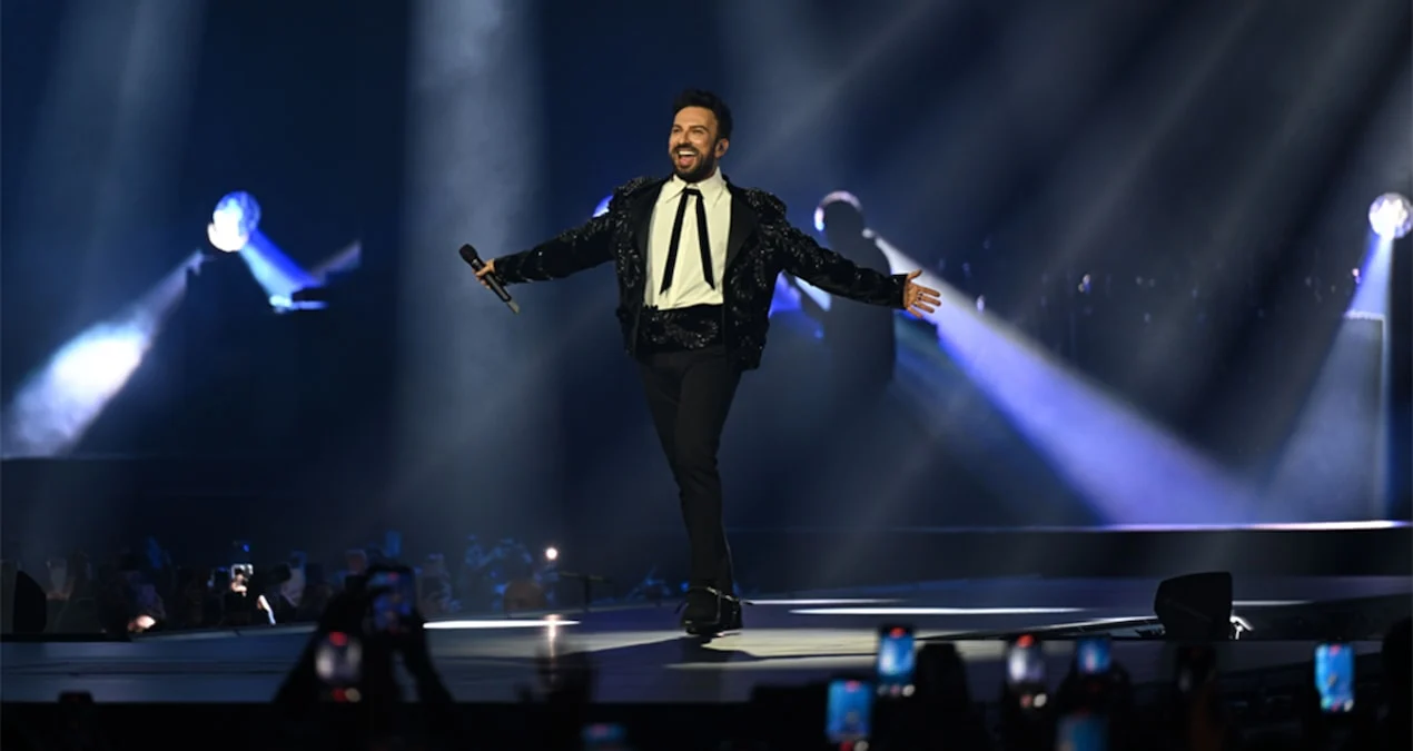 Tarkan 7 il sonra İstanbul səhnəsində