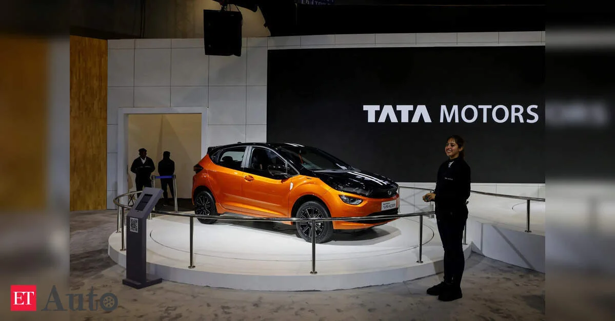 Tata Motors-un qlobal satışları ilk rübdə 9% azaldı: Zəif tələbat fonunda