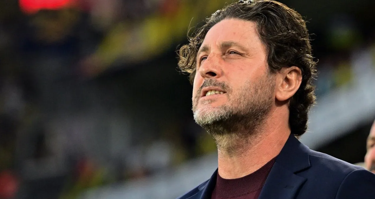 Fatih Tekke ölkədə xaos olduğunu, futbolun oynanmadığını deyib