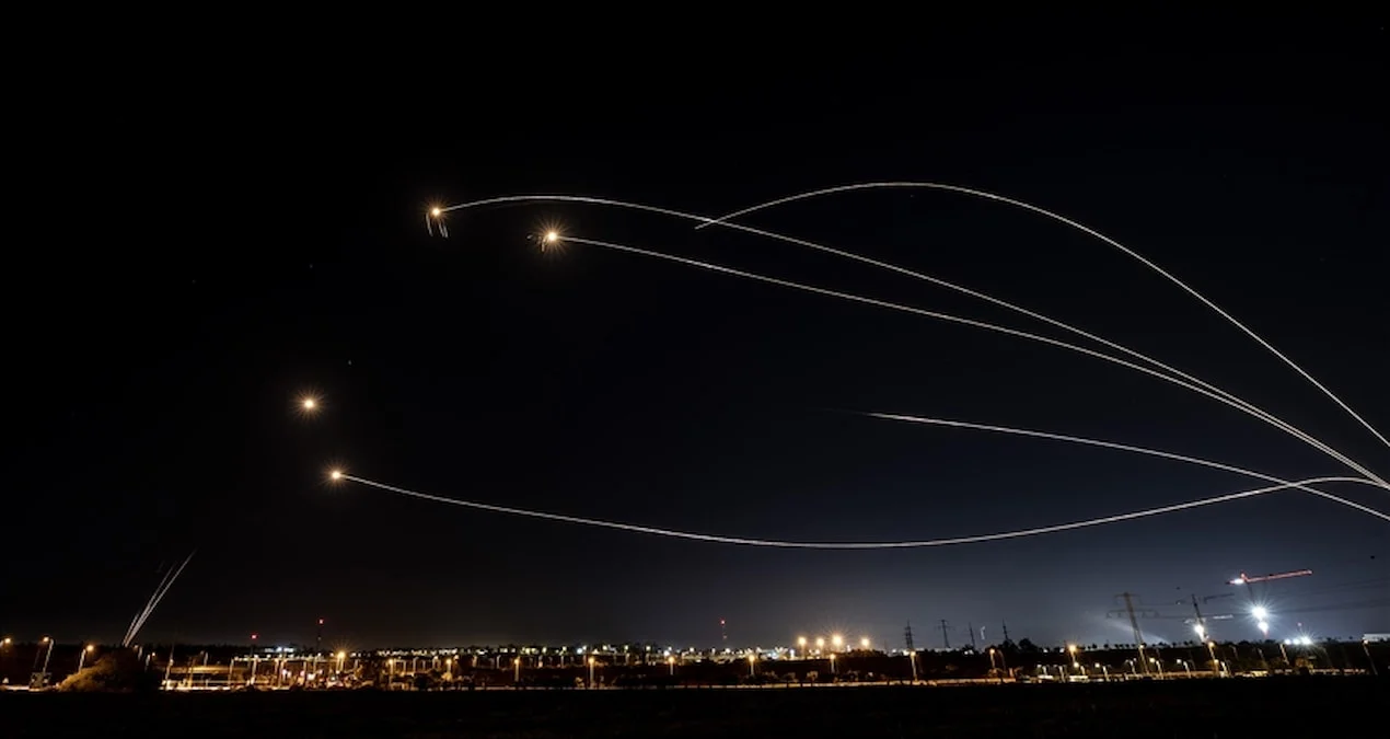 İran İsrailə növbəti raket hücumu həyata keçirdi, təhlükə siqnalları yayıldı