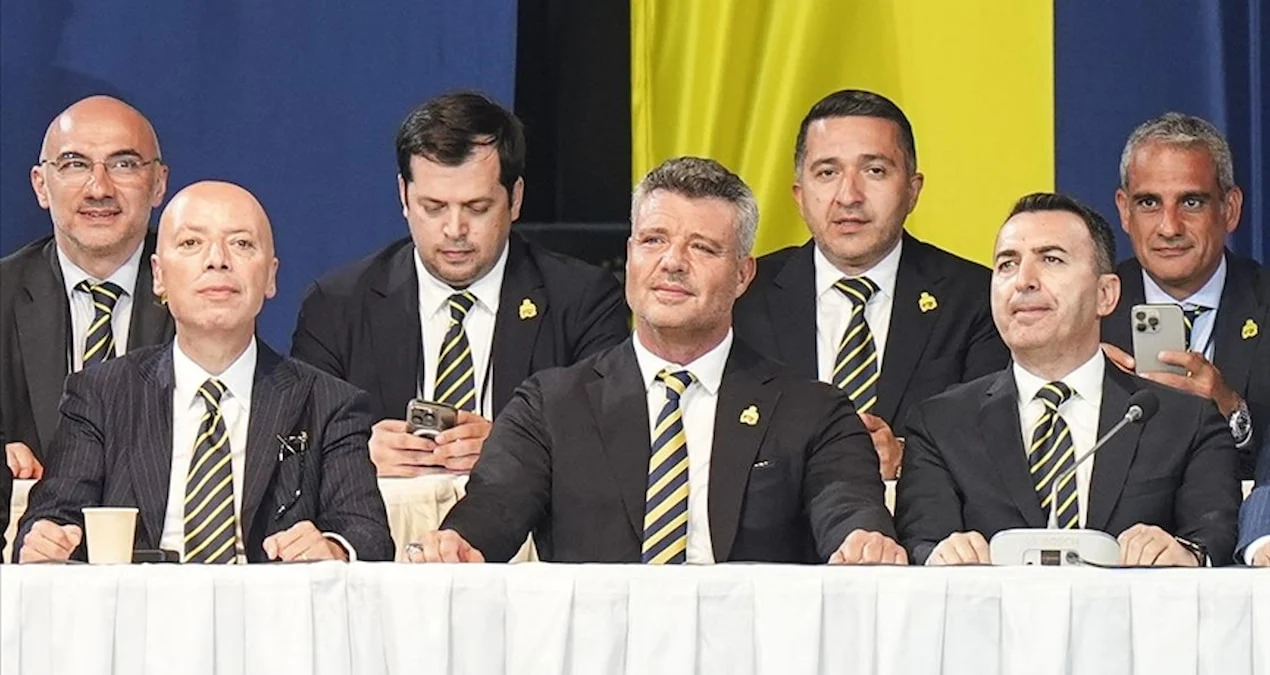Fənərbaxçada idarə heyətində vəzifələr bölüşdürüldü