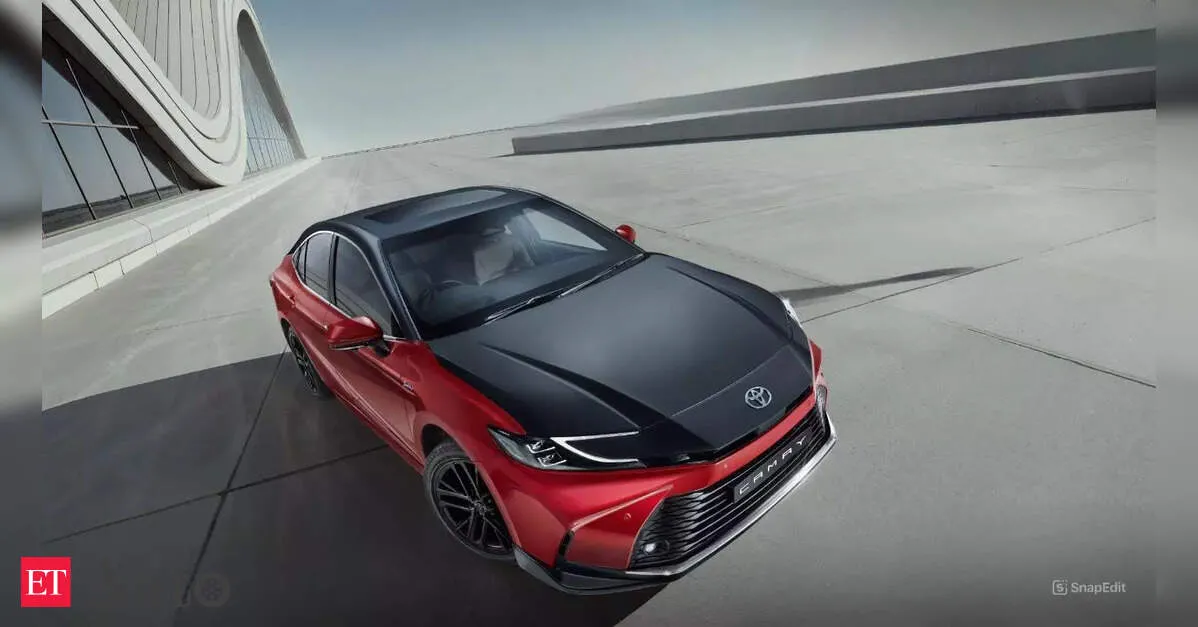 Toyota Camry Hybrid Sprint Edition buraxdı