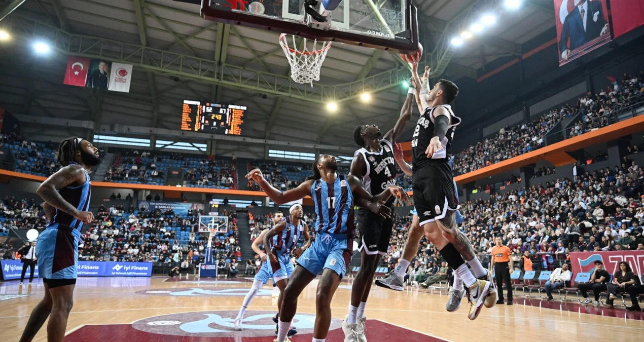 Beşiktaş Trabzonspor üzərində qələbə qazandı