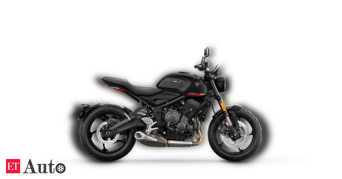 Triumph Hindistanda Trident 660 Triple Tribute Edition-ı nümayiş etdirdi