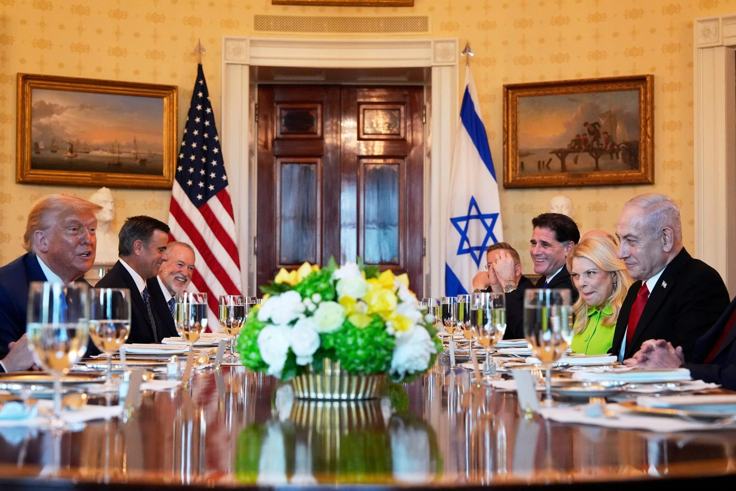 Tramp və Netanyahudan ittifaqın və bölgə sülhü vizyonunun təsdiqi