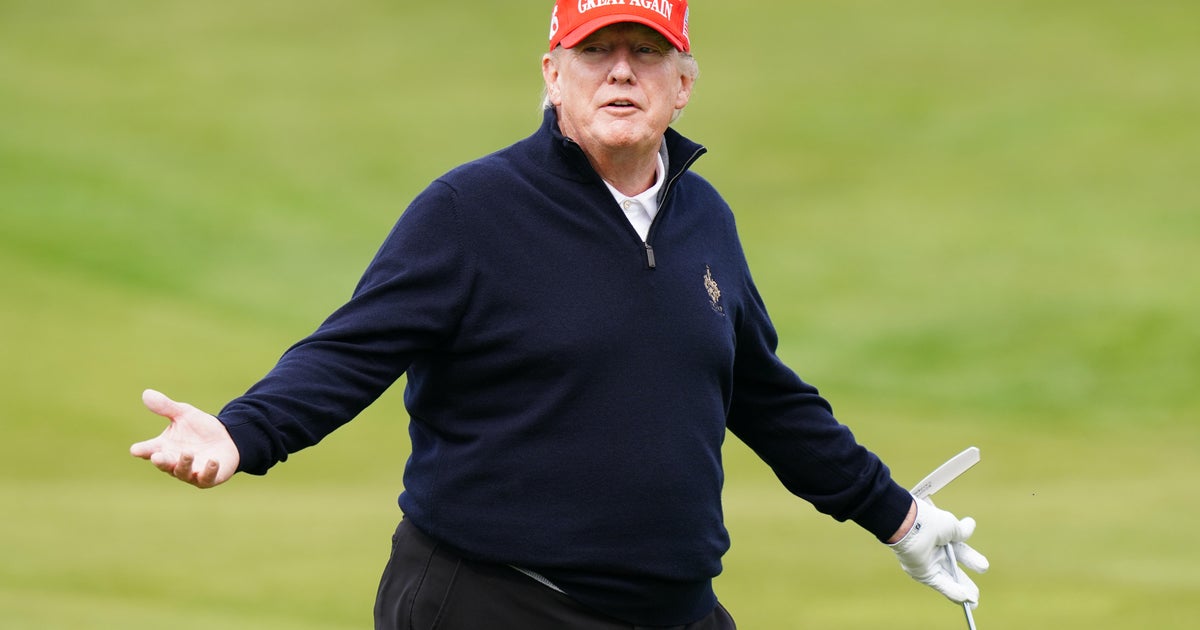 Trumpın Şotlandiyadakı qolf meydançasının qonşuları onun səfəri ərəfəsində danışdı