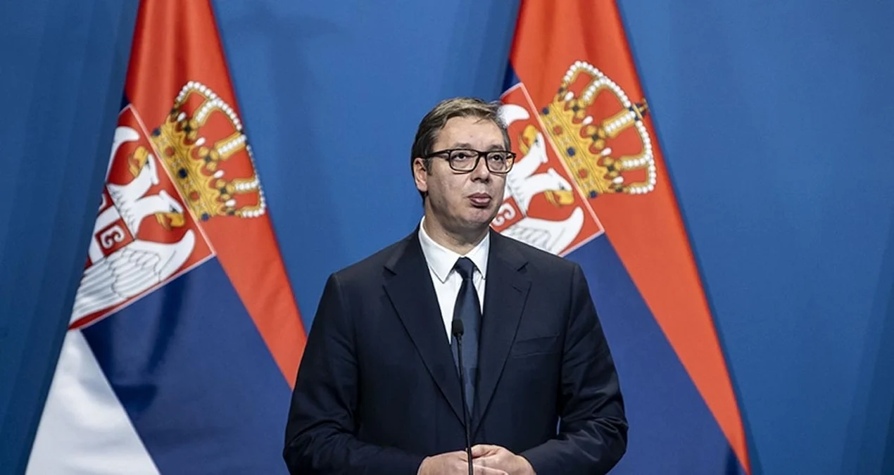 Vuçiç Avropanın ürəyində müharibə təhlükəsi olduğunu açıqladı: Serbiya döyüş hazırlığına başlayır