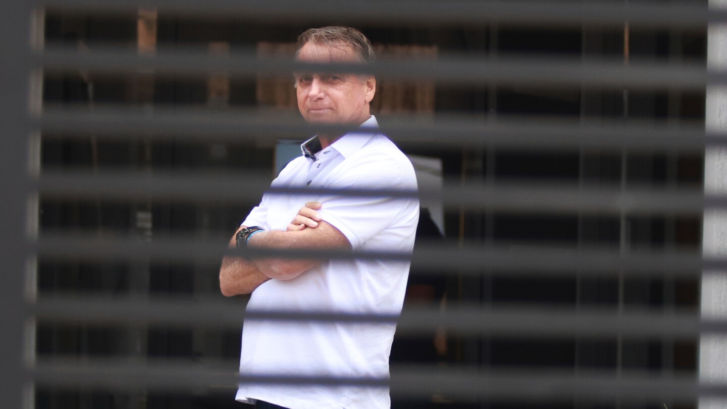 Braziliya Ali Məhkəməsi keçmiş prezident Jair Bolsonaronun həbsinə qərar verib