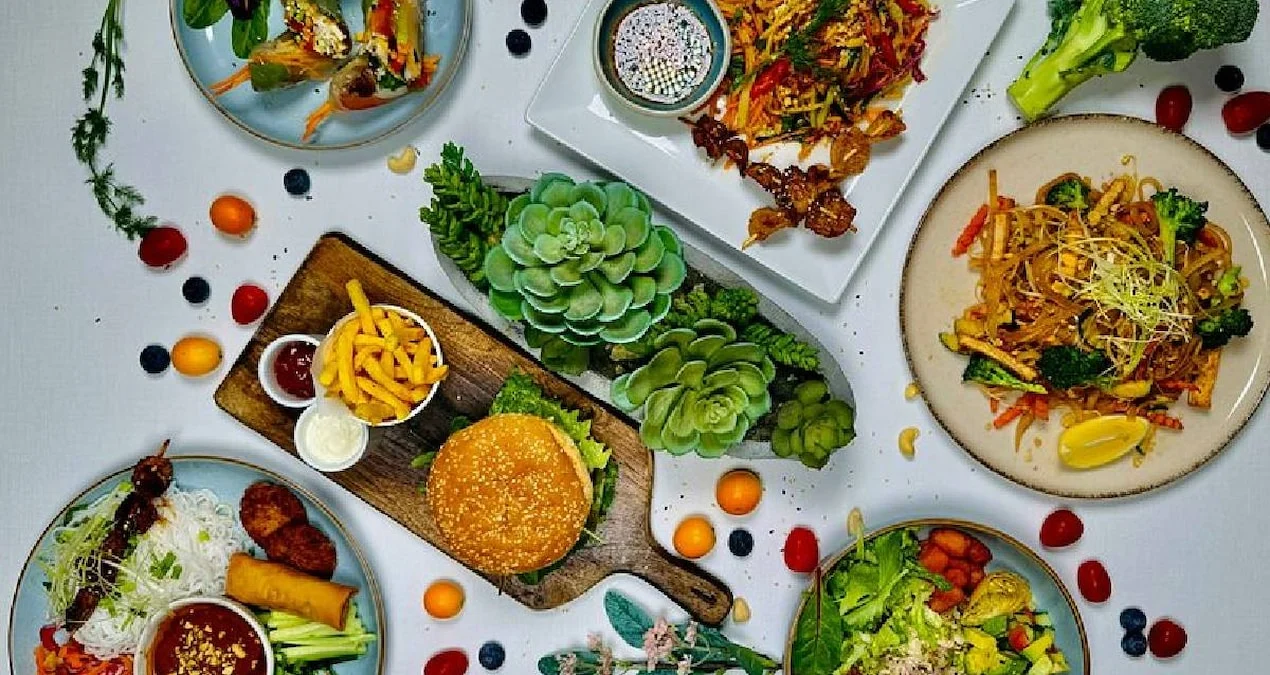 Şimali Amerikanın məşhur vegan restoranı Planta 50 milyon dollarlıq borc bataqlığında: İflas astanasında.