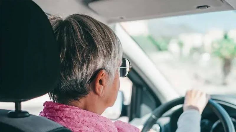Ehliyyətə yaş limiti: Yaşlılara sürücülük vəsiqəsi verilməyəcək