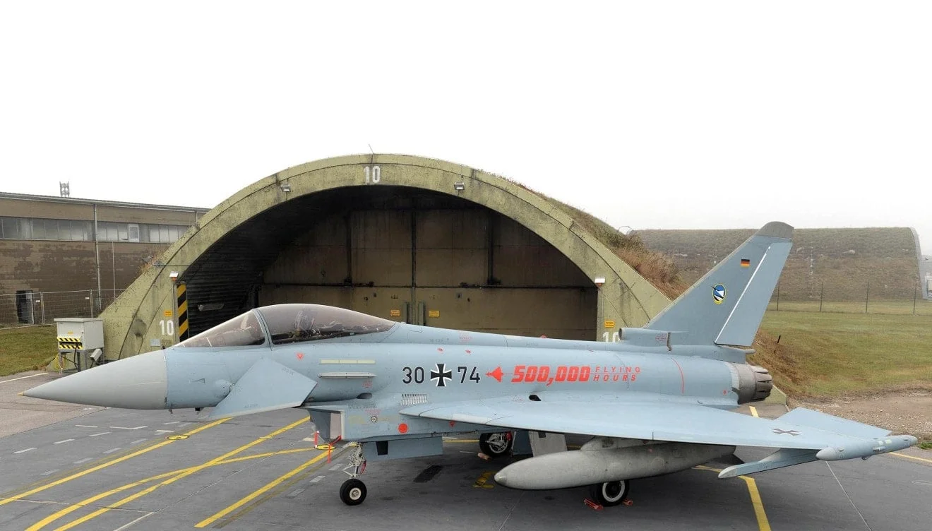 Eurofighter Türkiyədə: Pilotlu təyyarələr dövrü bitir?